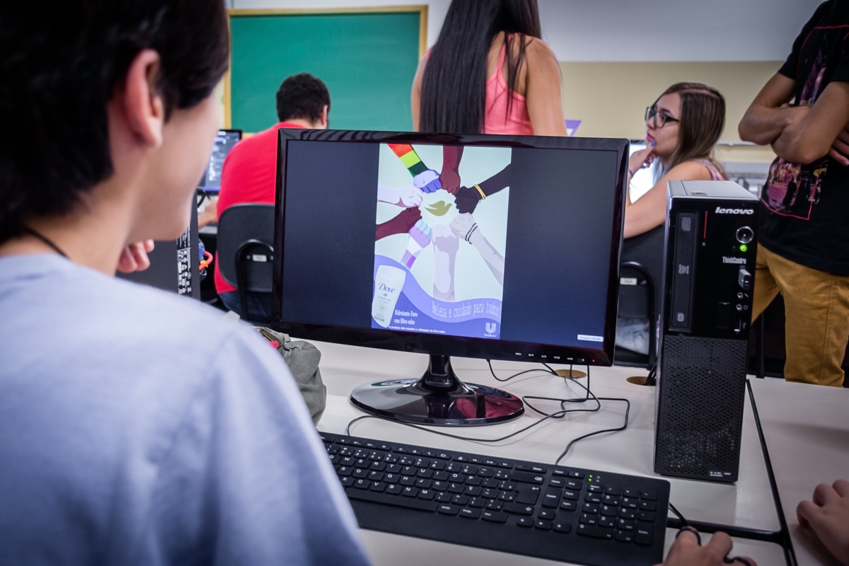 Laboratório de métodos computacionais e simulação